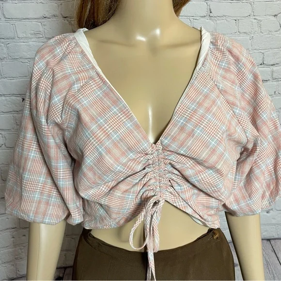 NWT New dRA Plaid Puff Sleeve Crop Top Size L - Picture 2 of 10